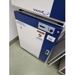 VWR Gravity convection incubator