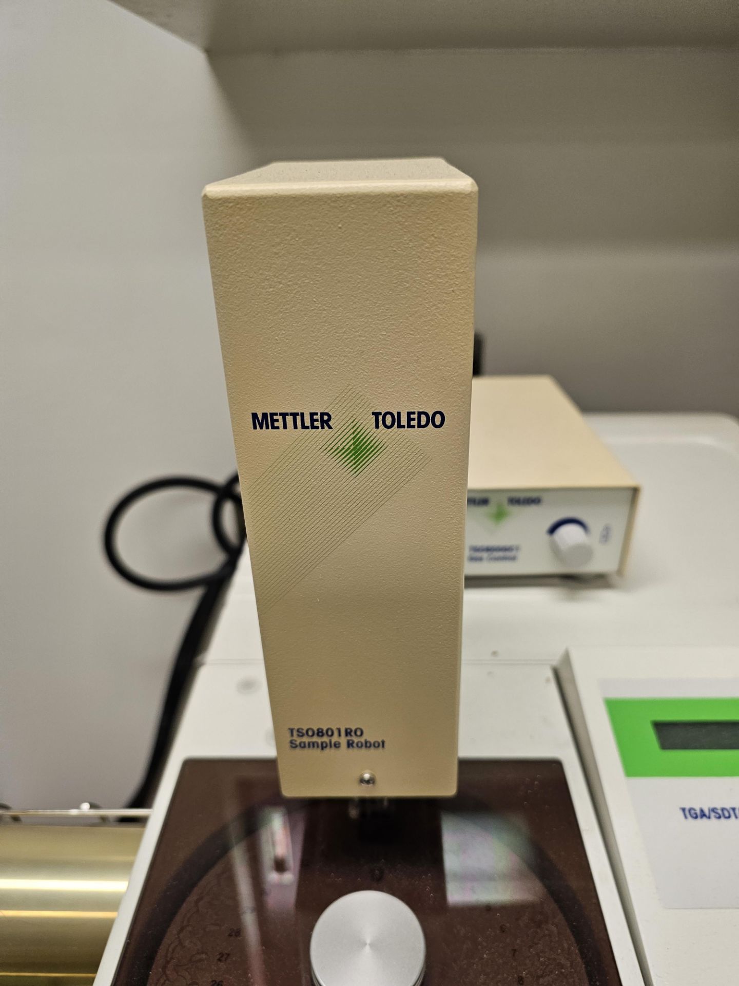 Mettler Toledo Thermogravimetric Analyzer - Image 3 of 9