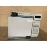 Hewlett Packard G1530A Gas Chromatograph with 6890 Plus System, S/N US00000530. {TAG:1190158}