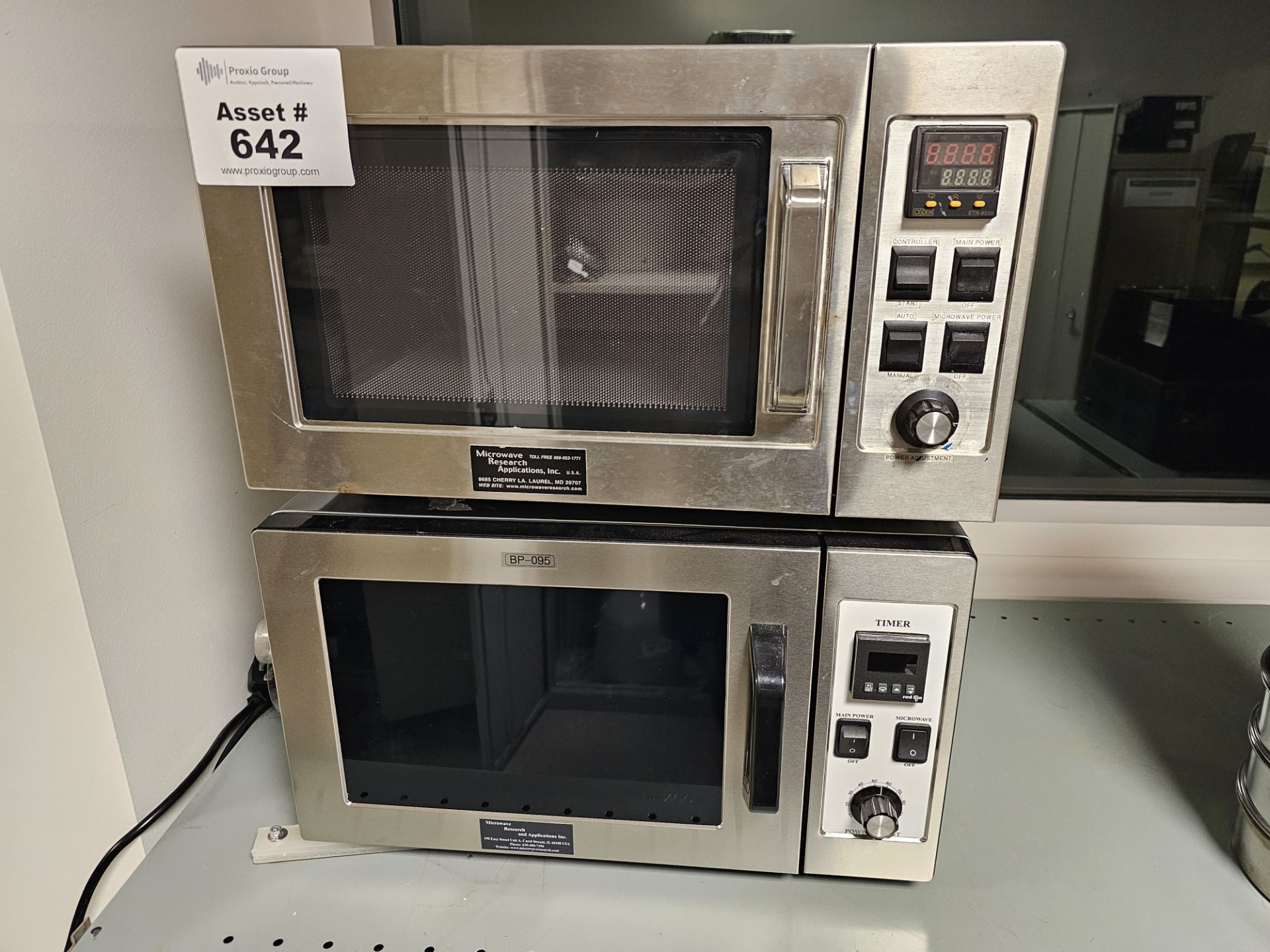 Lot of two Stainless steel microwaves
