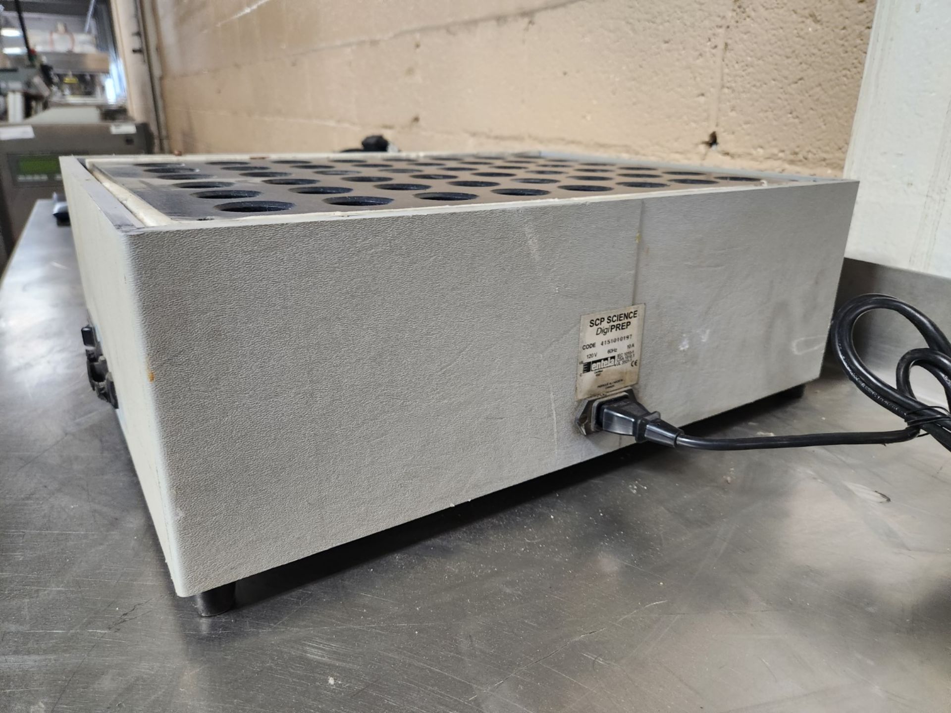 SCP Science DigiPREP sample heater, heater controller displaying error, 120 volts, serial# - Bild 2 aus 5