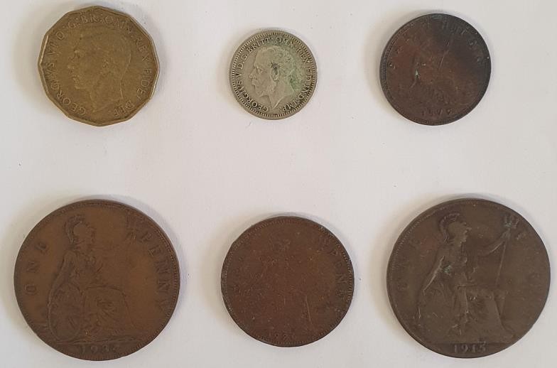 GB - A Collection of Pennies x 124 from 1884, 3d x 11 from 1886, Farthings x 28 from 1886, Half - Image 2 of 2