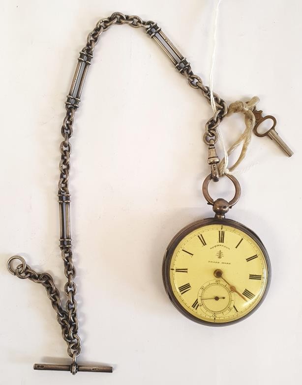 A Victorian Silver Cased Pocket Watch in running order, Hallmarked London, for c.1890 with a - Image 2 of 7