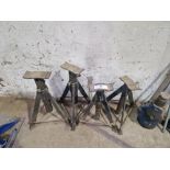 2 pairs of axle stands