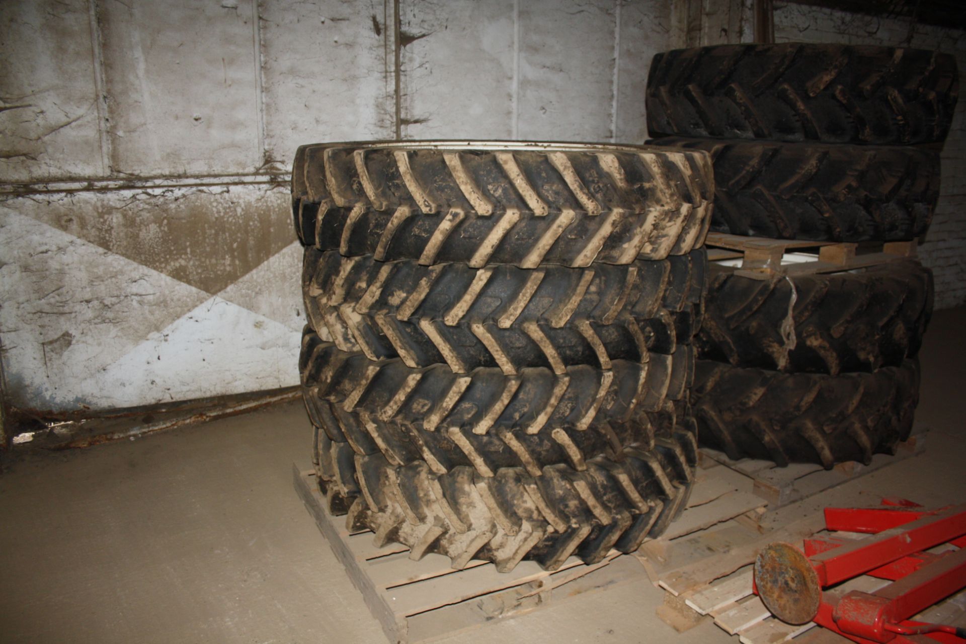 Set of 4 x Michelin Sprayer wheels 320/85 R38