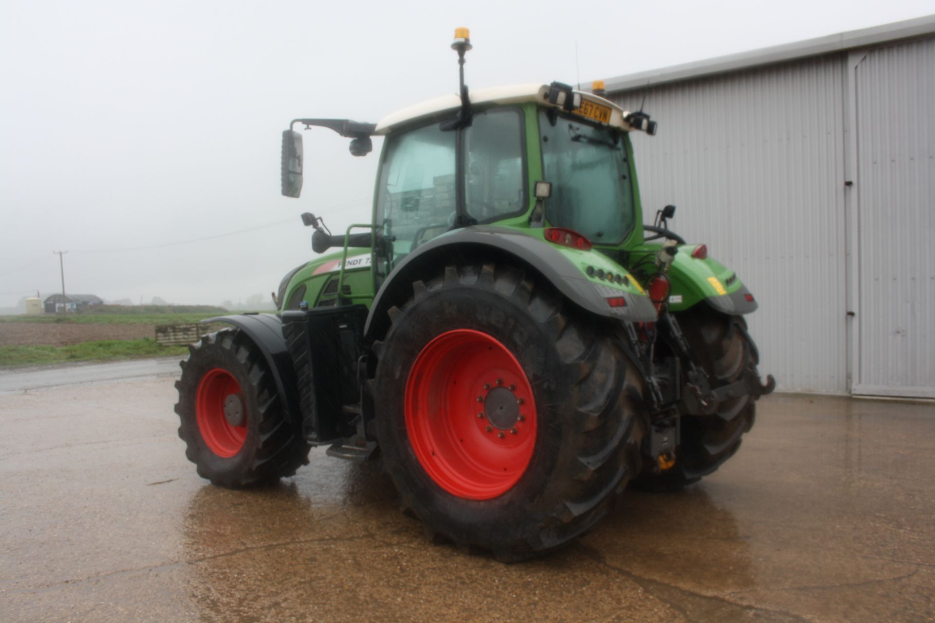 (17) Fendt 724 Vario S4 Profiplus 4WD tractor - Image 9 of 17