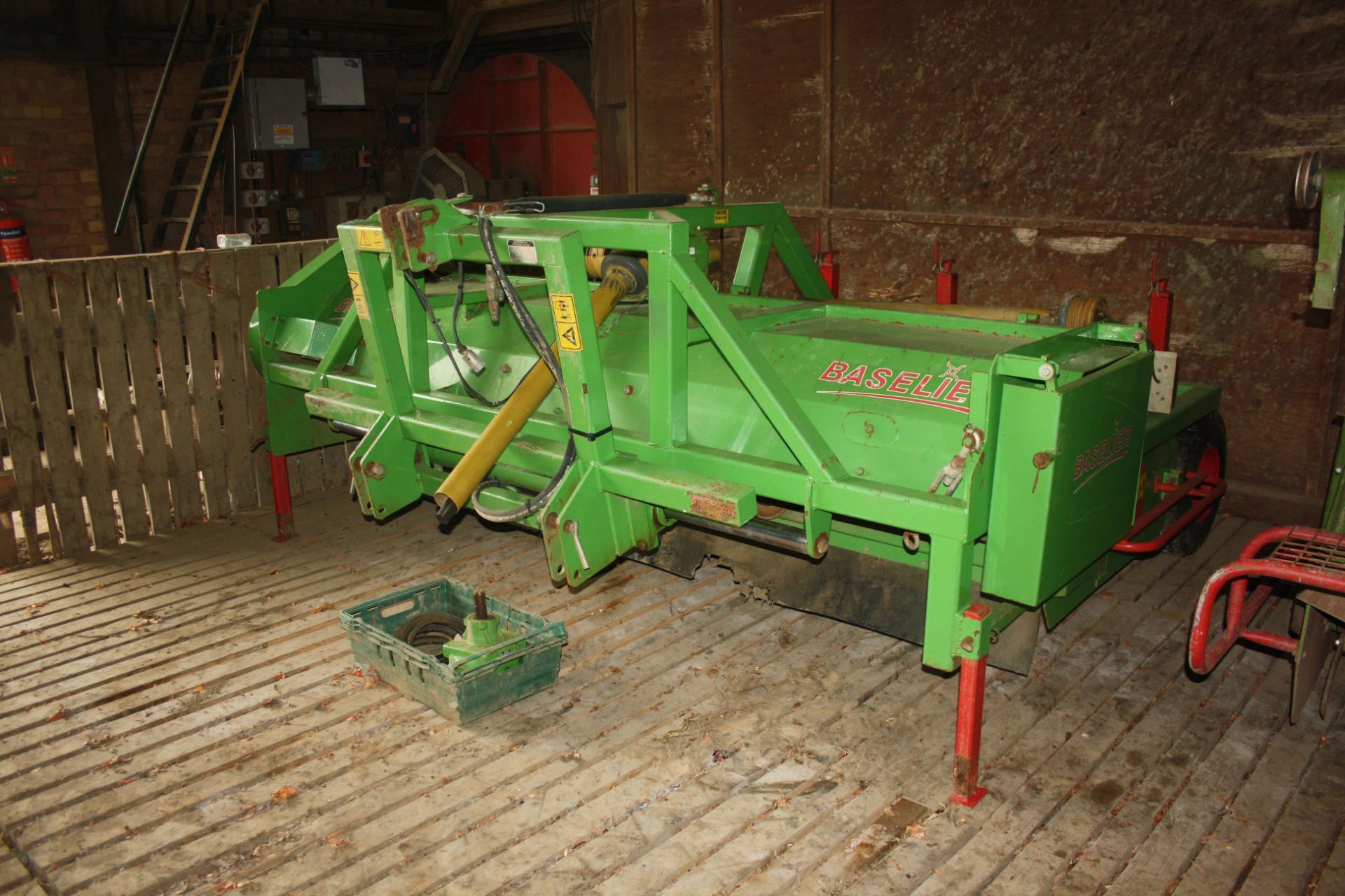 (10) Baselier 3LKA-280 potato haulm topper, working width 280cm 3 x 90cm rows, front mounted with - Image 2 of 6