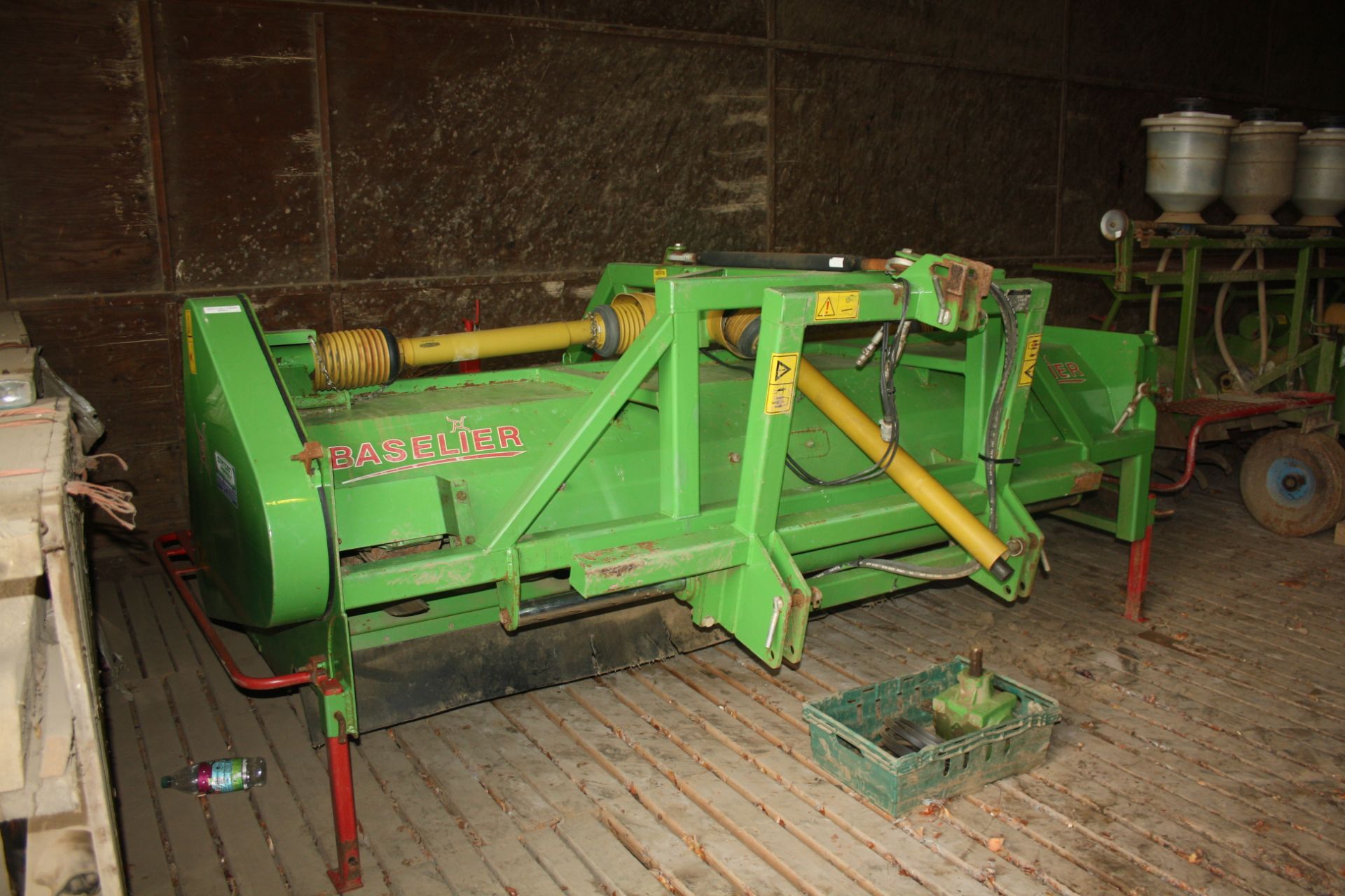 (10) Baselier 3LKA-280 potato haulm topper, working width 280cm 3 x 90cm rows, front mounted with - Image 3 of 6