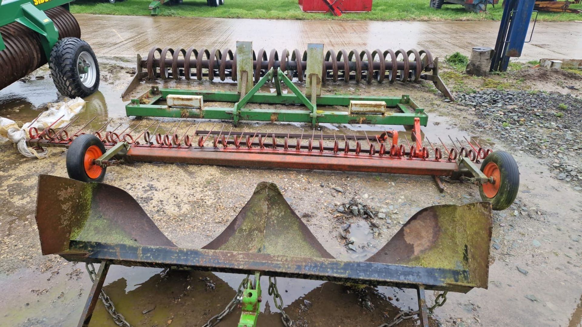 3pt linkage frame, tines, 2 row hood & 4m power harrow spiral coil roller