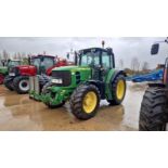 (08) John Deere 6830 Premium • Zuidberg front linkage • Power quad • Front fenders • Front and cab