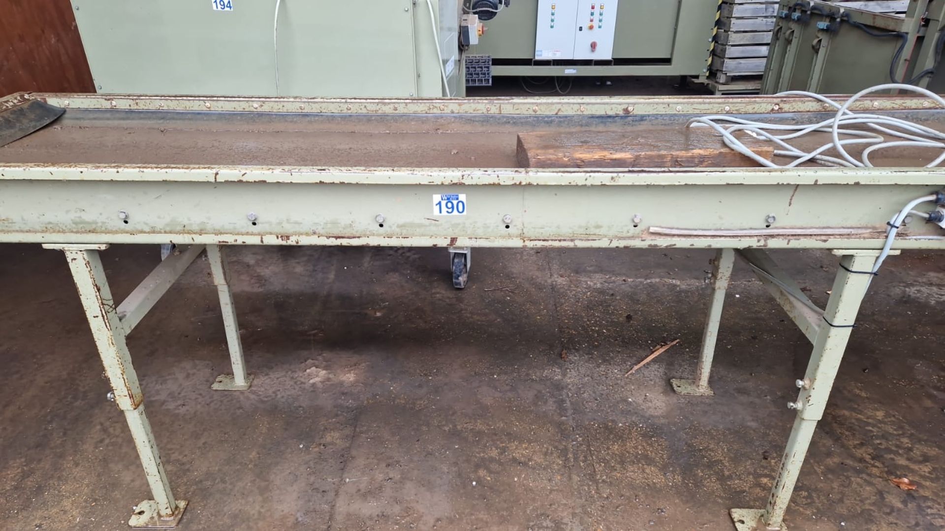 Herbert flat belted conveyor, 3m long x 600mm - Image 3 of 3