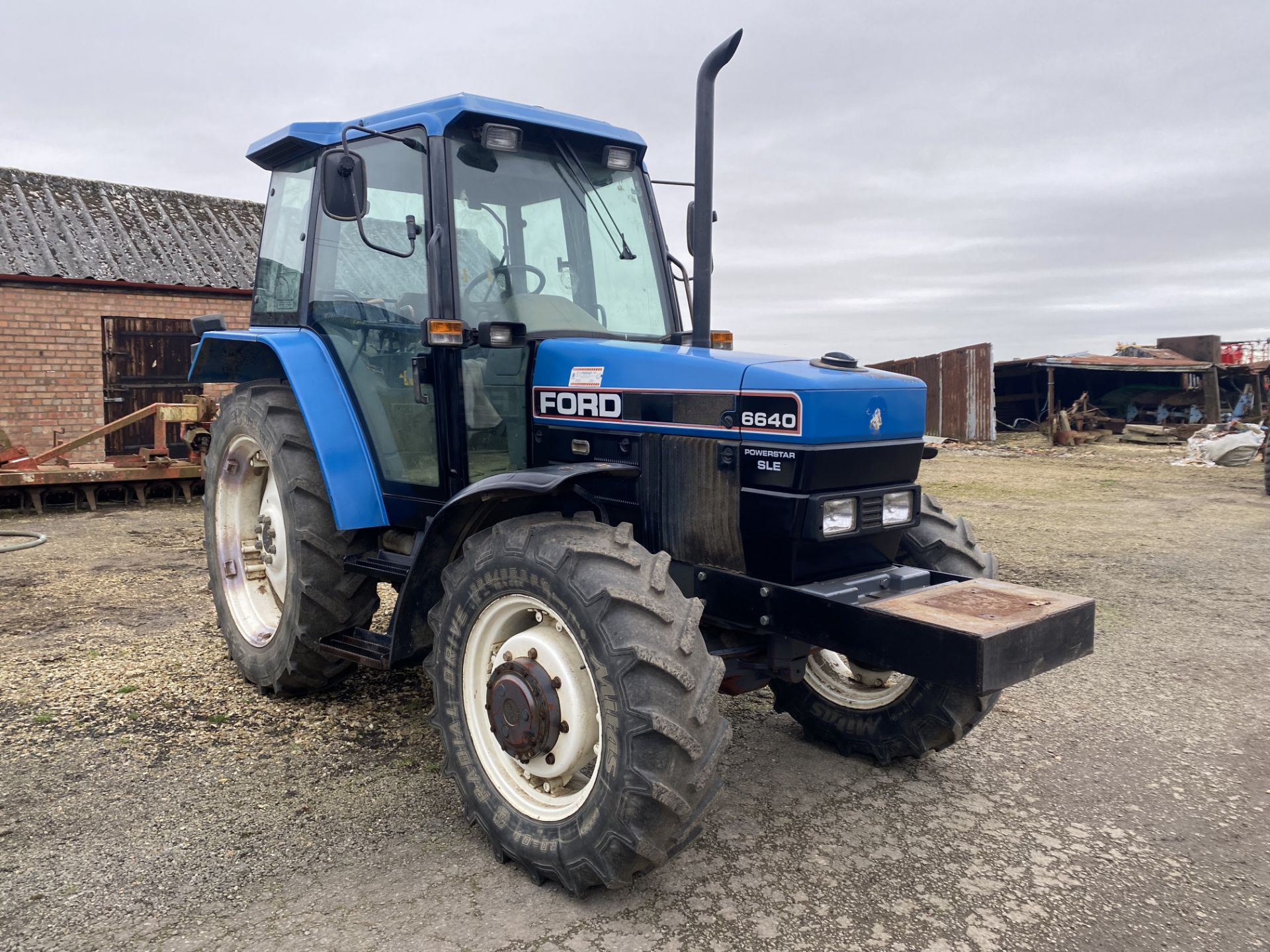 (96) Ford 6640 SLE (Powerstar), 4wd Tractor, Air Con with 6,500 hrs Reg N740 PEE, Rear tyres 13.6 - Bild 2 aus 6