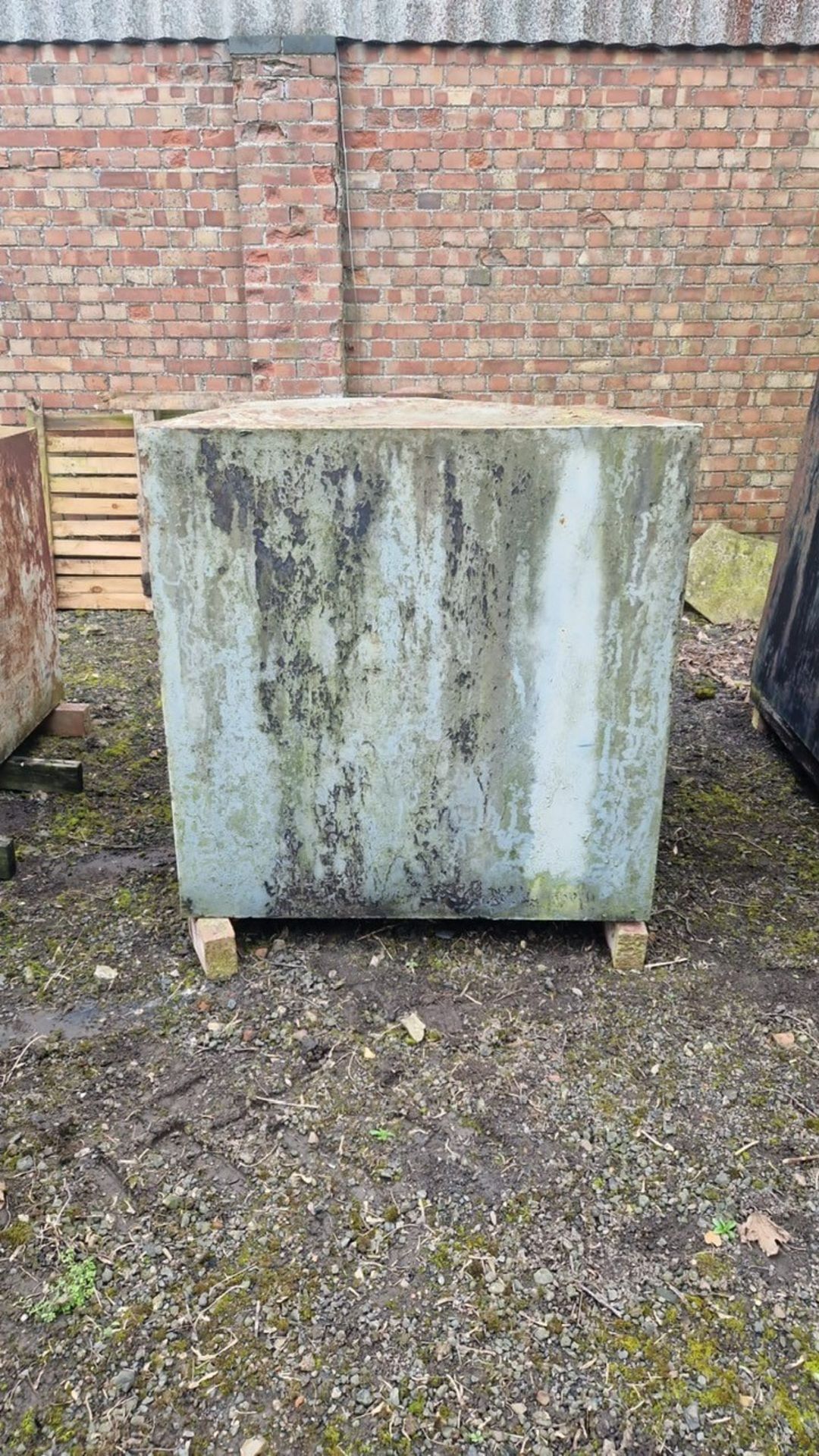 Metal diesel tank - Bild 2 aus 2