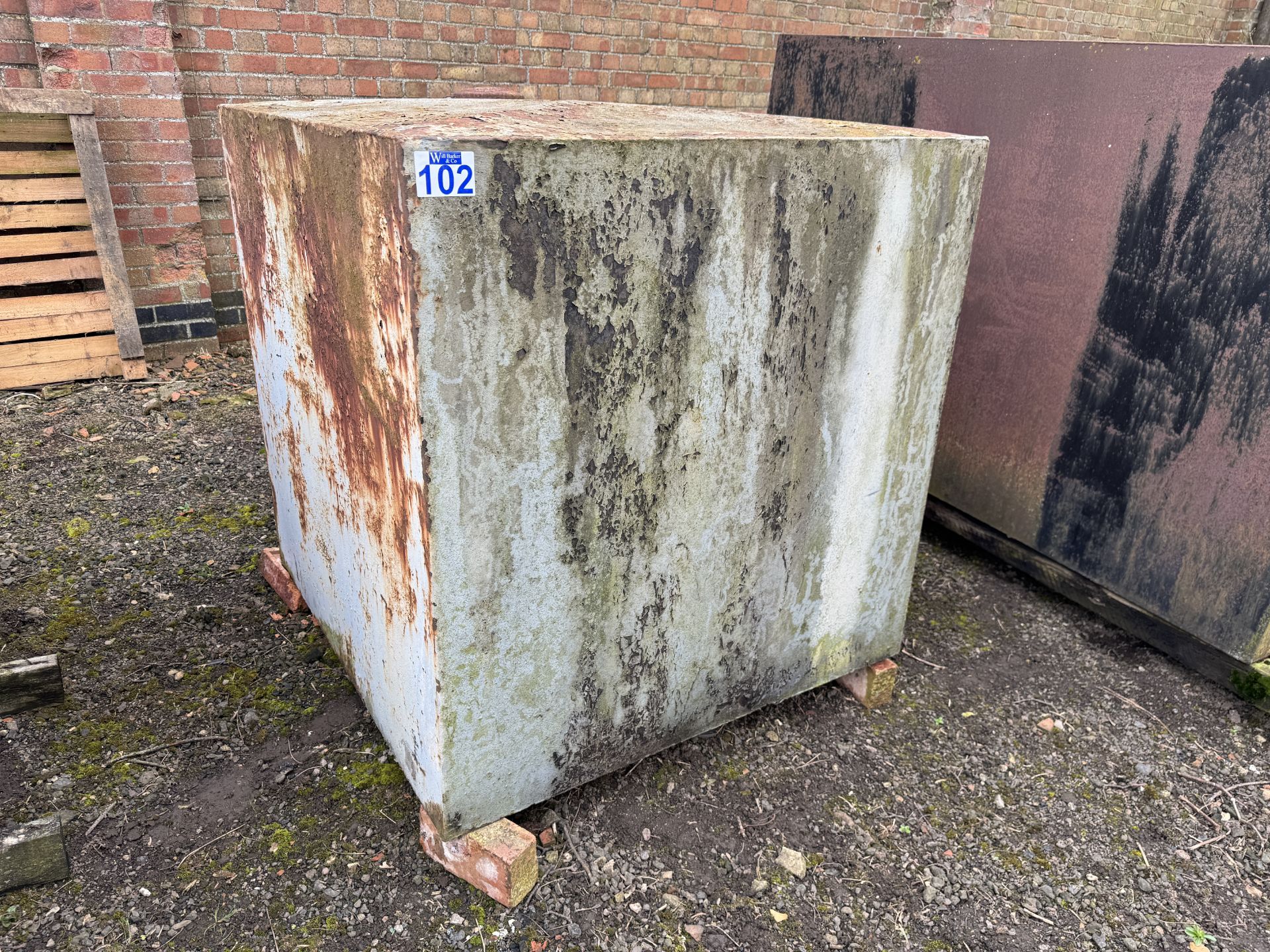 Metal diesel tank