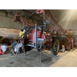 (97) Case 2200 TS trailed Sprayer, 21m folding booms, 4 way sections triplet nozzles, handwash,