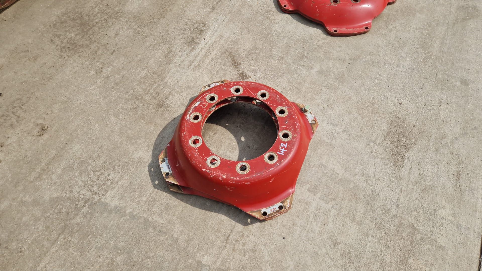 Pair of 10 stud red wheel pans