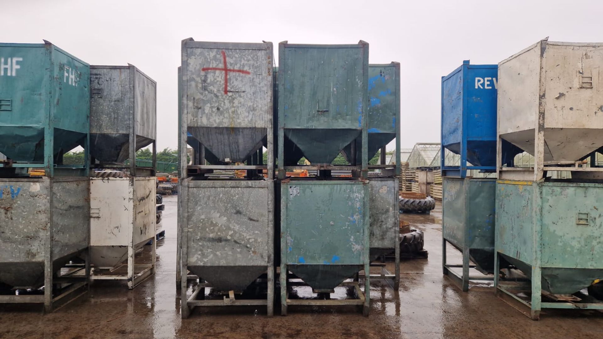 10 x galvanised pea bins