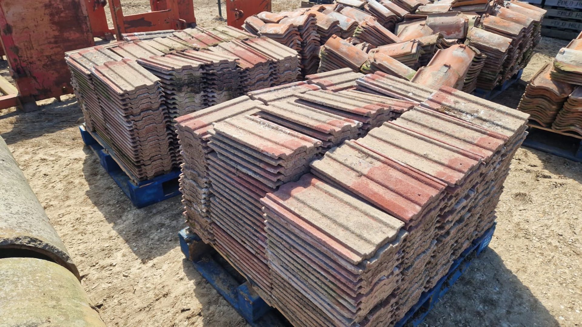 2 pallets of Goxhill interlocking roof tiles