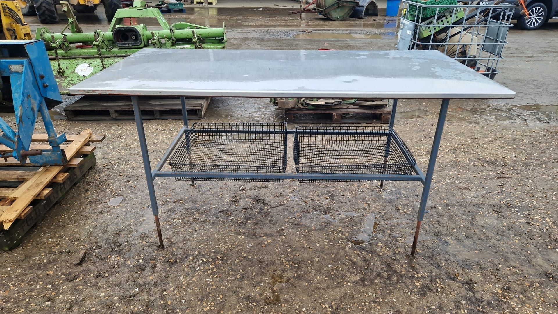 Stainless steel table