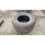 BKT 560/44 R22.5 flotation tyre