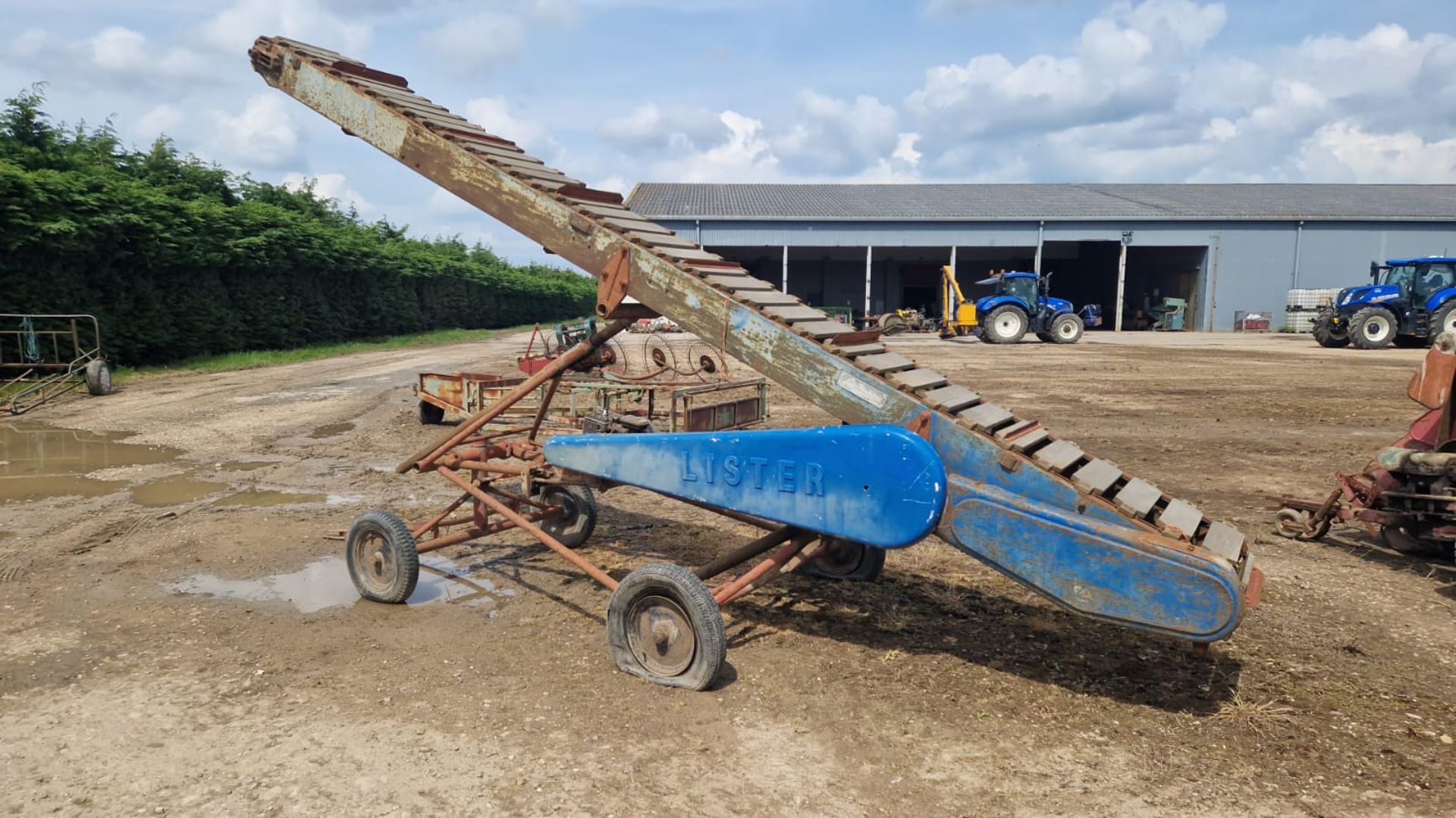 Lister Blackstone petrol engine bale elevator