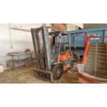 Toyota Tonero 25 gas forklift, side shift, 3 stage mast, 18,682 hrs, Model 02-8FGT E911 - non
