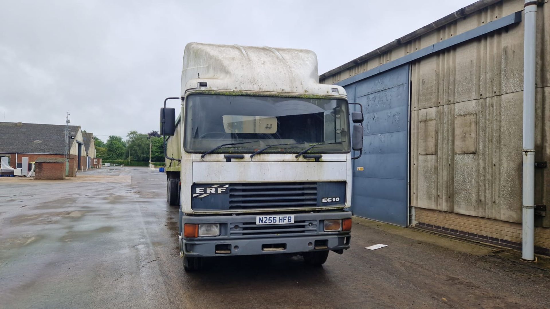 (95) ERF EC10 4-wheel rigid tractor unit No MOT, 420,000km Reg N256 HFB - Image 2 of 3