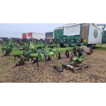 (09) Dowdeswell 155MA 8f (6+1+1) on land plough, rubber depth wheel, hydraulic front furrow,