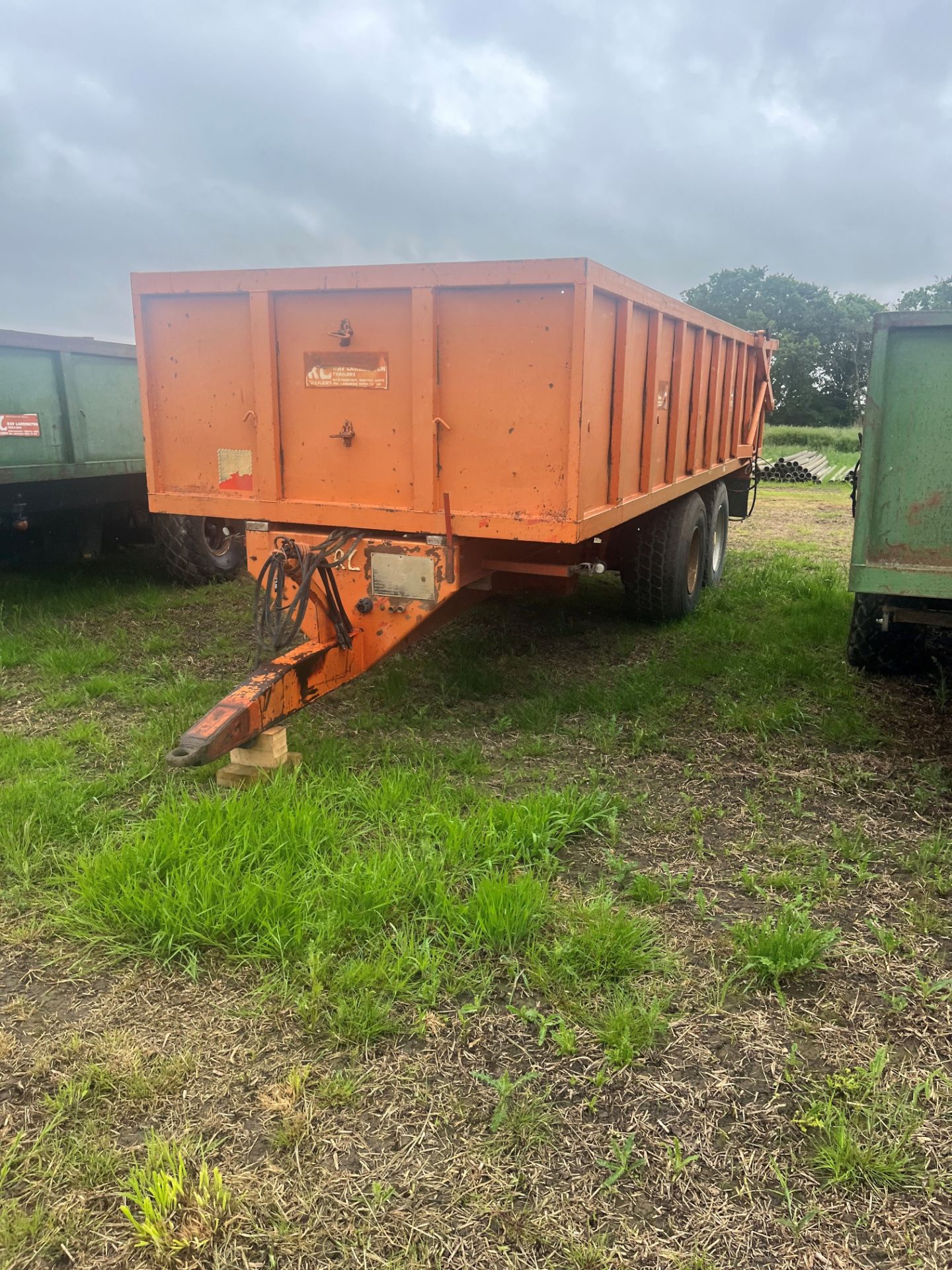 (84) Larrington 11T Rootcrop trailer, sprung drawbar, sprung axles with leaf suspension, hydraulic - Image 5 of 6