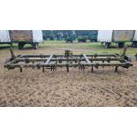 Ransomes C-18 tine drag 4.7m wide, metal depth wheels