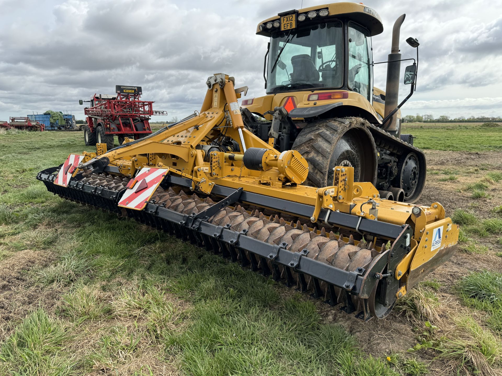 (17) Alpego Dmax 600 BR 6m folding power harrow, toothed packer roller, wheel eradicators, levelling - Image 4 of 10