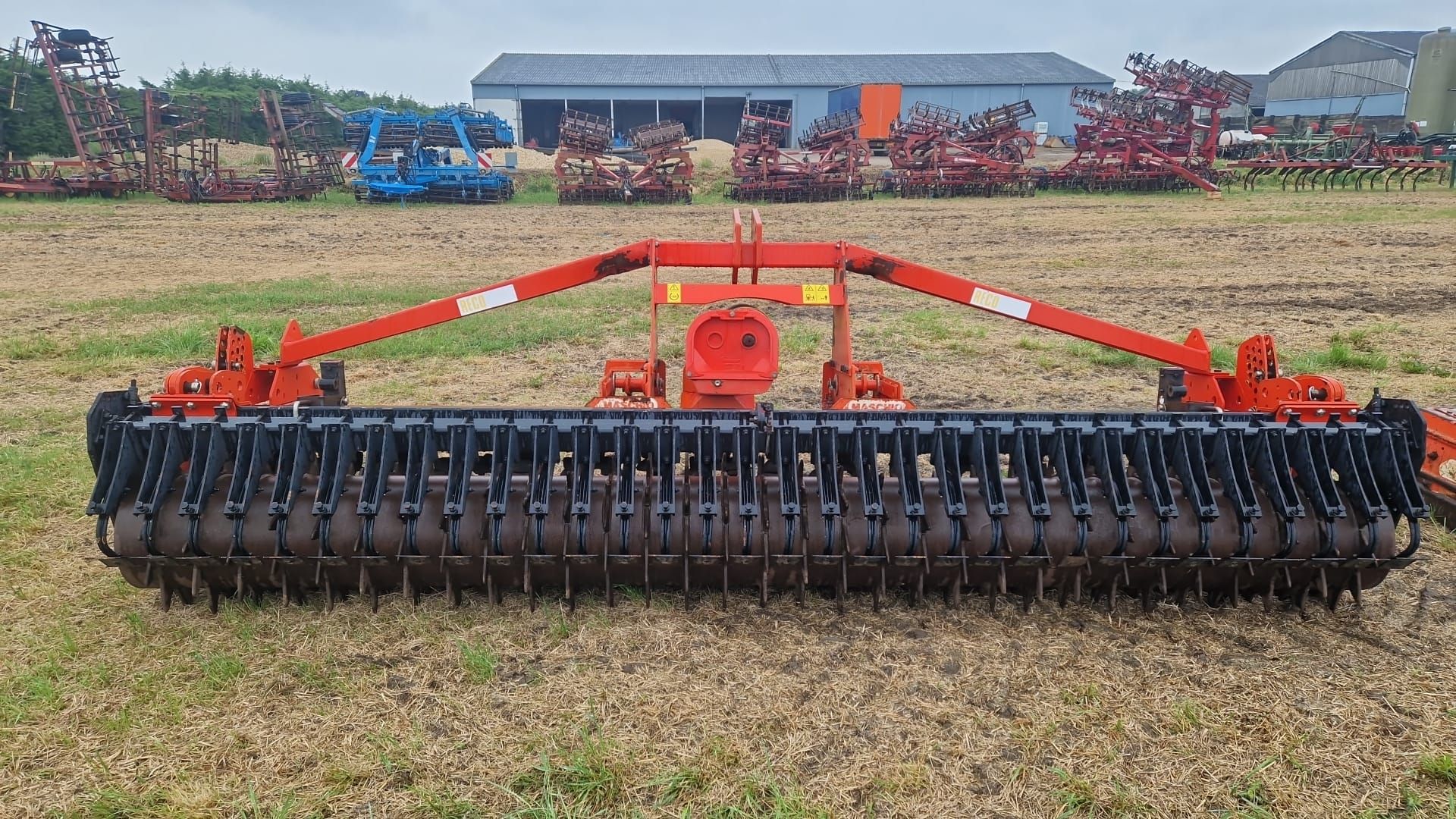 Maschio 4m power harrow, levelling board, tooth packer roller with scrapers serial No 0798P0079, - Image 4 of 5