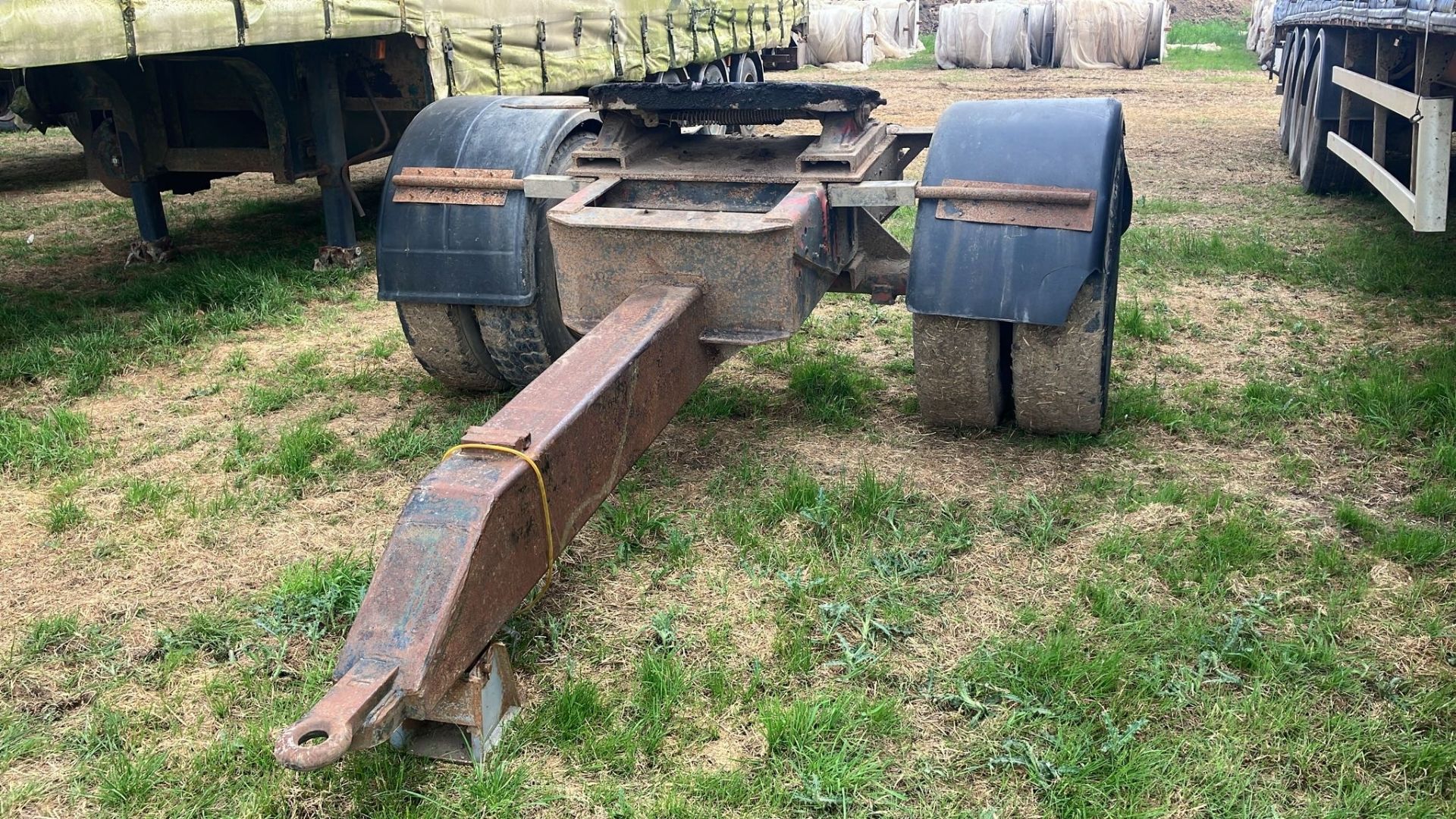 5th wheel towing dolly, leaf suspension