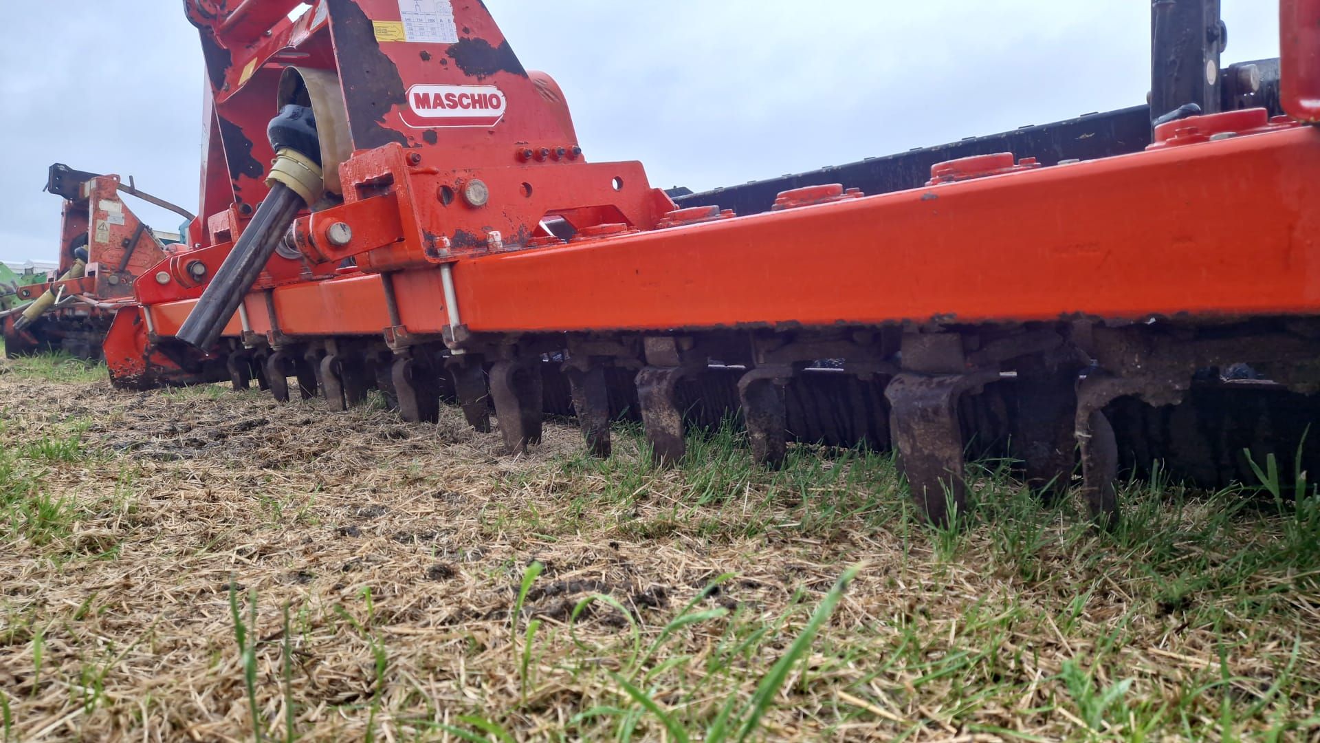 Maschio 4m power harrow, levelling board, tooth packer roller with scrapers serial No 0798P0079, - Image 5 of 5