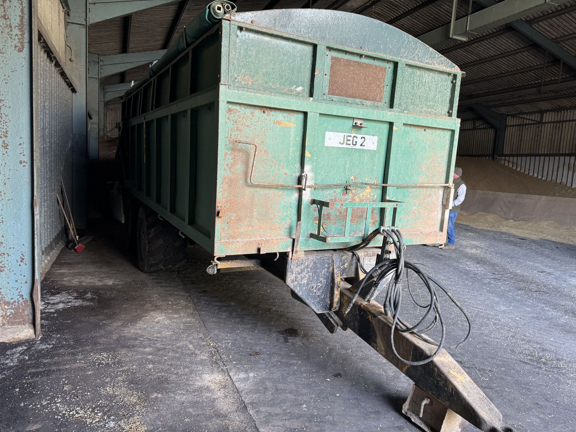 (85) Larrington 14T (JEG 2) Rootcrop trailer with extension sides, roll over sheet, sprung - Image 5 of 6