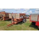 Pettit 6T high lift trailer, hydraulic brakes, drop down sides, screw jack