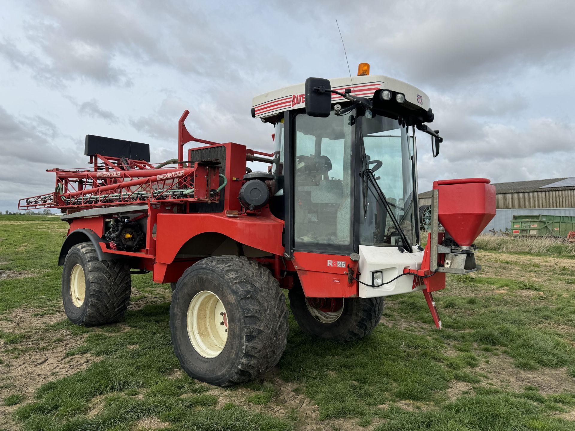 (13) Bateman Contour RB26 self-propelled sprayer 24m boom, single line, with front mounted slug