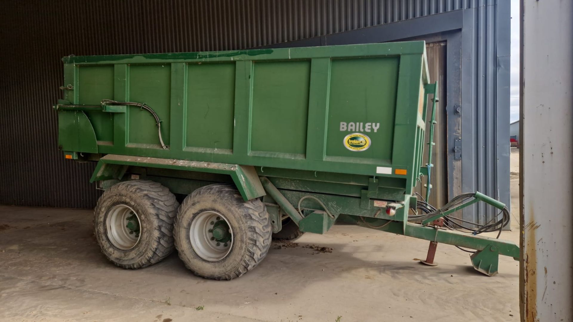 (08) Bailey 10T high tip trailer, monocoque body, sprung axles, flotation tyres, hydraulic rear - Image 4 of 5