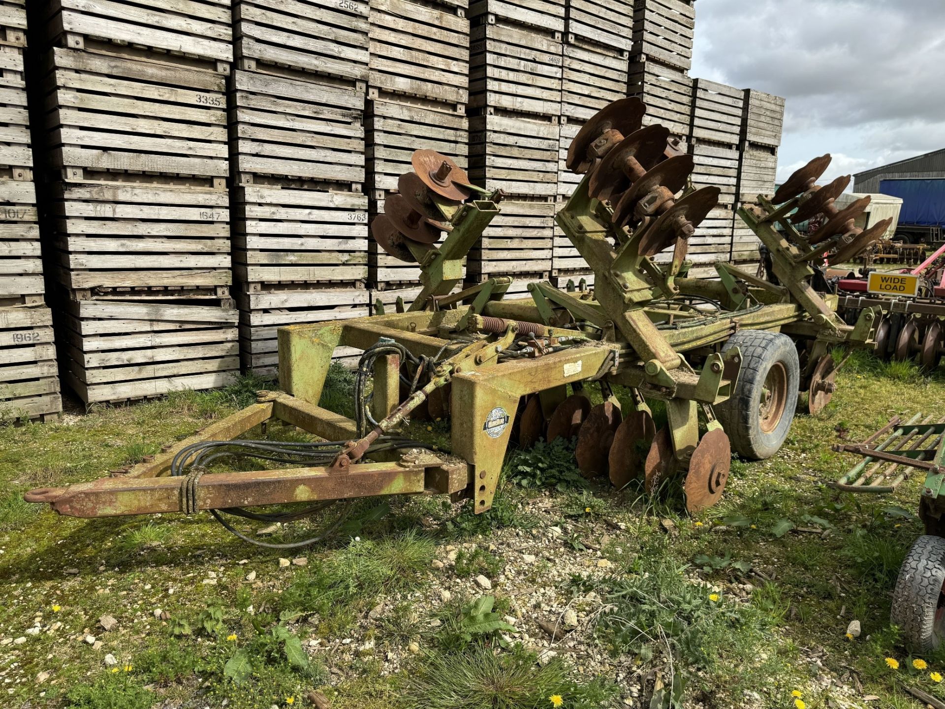Dowdeswell 4.5m disc harrows, scalloped front and rear discs, hydraulic folding - Bild 2 aus 3