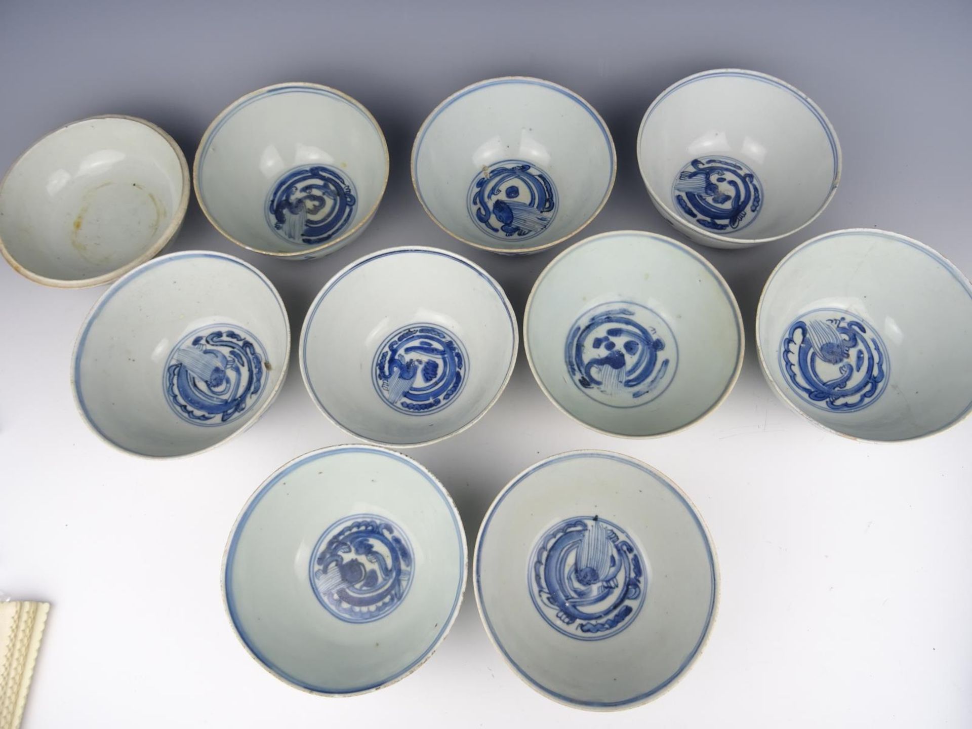 Nine porcelain bowls - Bild 2 aus 9