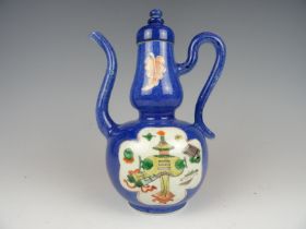 Blue/Wucai teapot