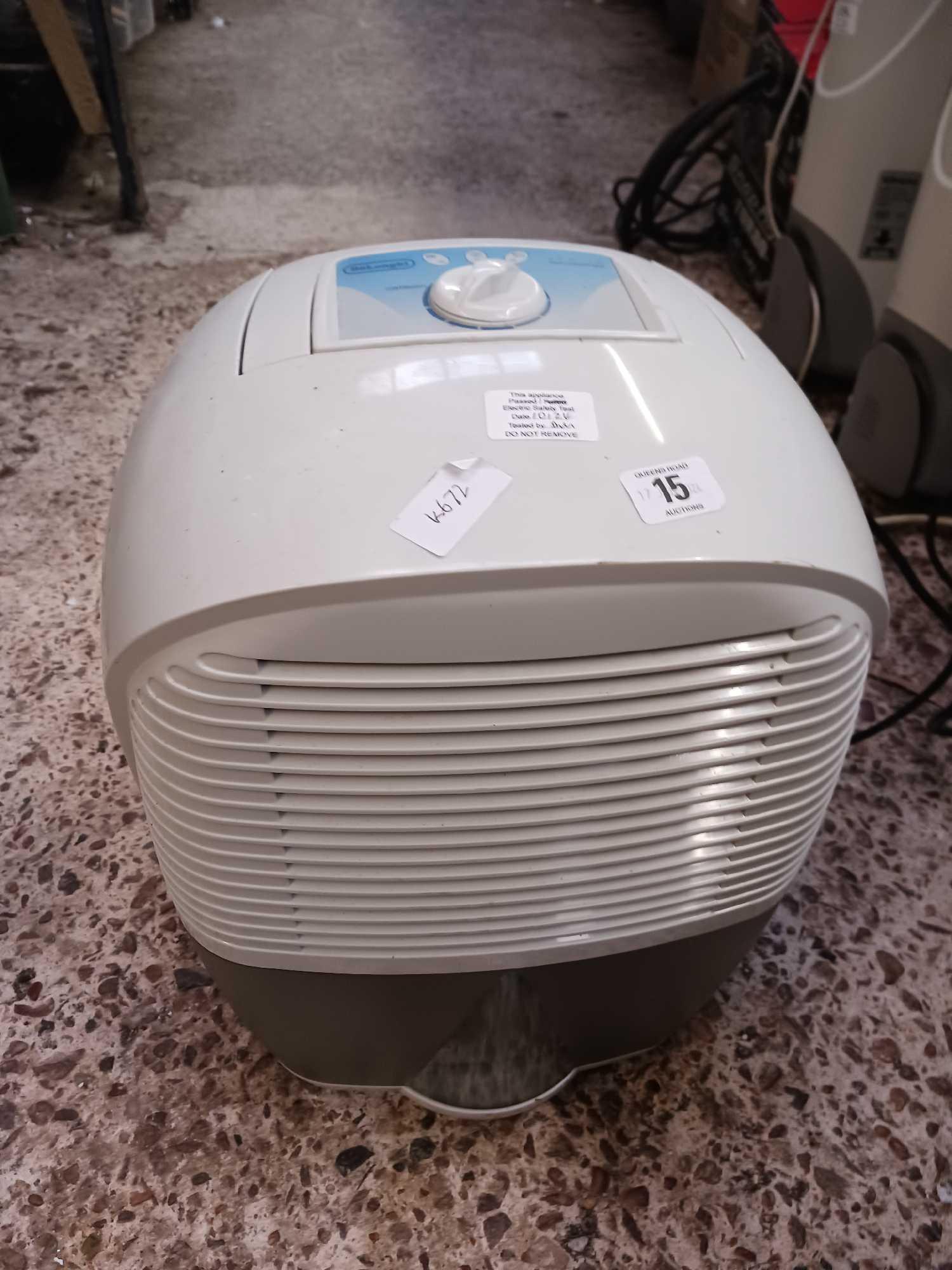 DELONGHI TYPE DEM10 DEHUMIDIFIER