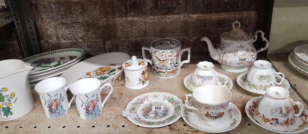 SHELF WITH MISC PORTMEIRION DISHES & A QTY OF ROYAL DOULTON CUPS & SAUCERS FROM THE BRAMLEY HEDGE