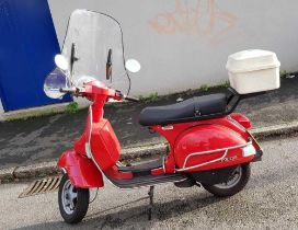 VESPA PX125 MADE BY PIAGGIO TYPE 74 SCOOTER WITH REGISTERED DOCUMENTS SPARE LUGGAGE BOX & WHEEL