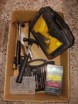 CARTON OF MISC HAND TOOLS, HAMMERS, DRILLS, RAW PLUGS & A BOXED PLANE SET