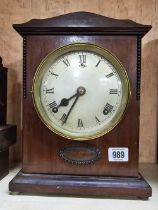 WOOD CASED MANTLE PIECE CLOCK