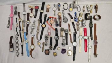 TUB OF MISC LADIES & GENTS WRIST WATCHES