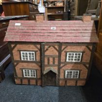 DOLLS HOUSE & CONTENTS