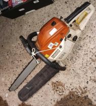 PETROL CHAIN SAW WITH 20'' BAR, NOT KNOW IF WORKING