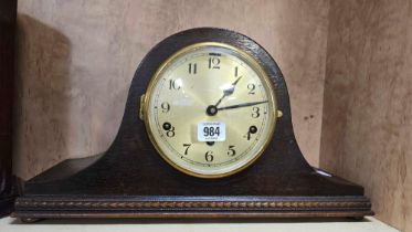 WOOD CASED MANTEL CLOCK WITH WESTMINSTER CHIME